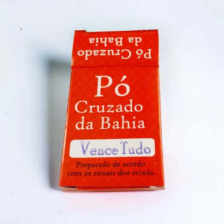 Vainc tout